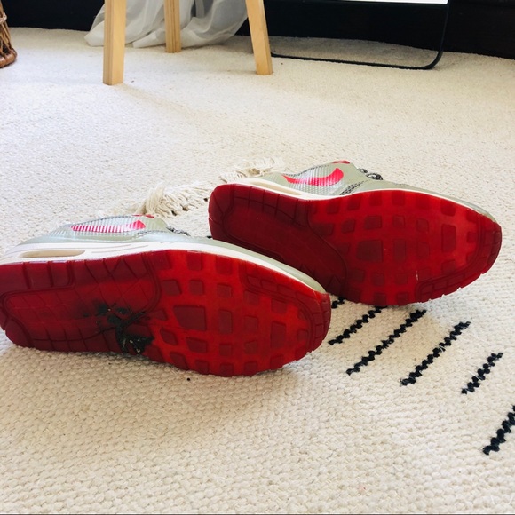 Women’s Nike Air Hyperfuse 3M Sneakers Size US 9 - Picture 6 of 8